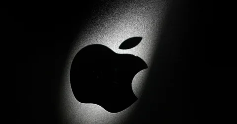 Apple Raises Bug Bounty Rewards to $2 Million: What It Means for Cybersecurity and Ethical Hacking